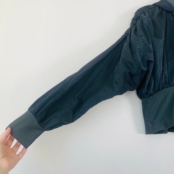 Free People Start Me Up Cropped Green Athletic Hoodie Jacket Size Large - Picture 3 of 8